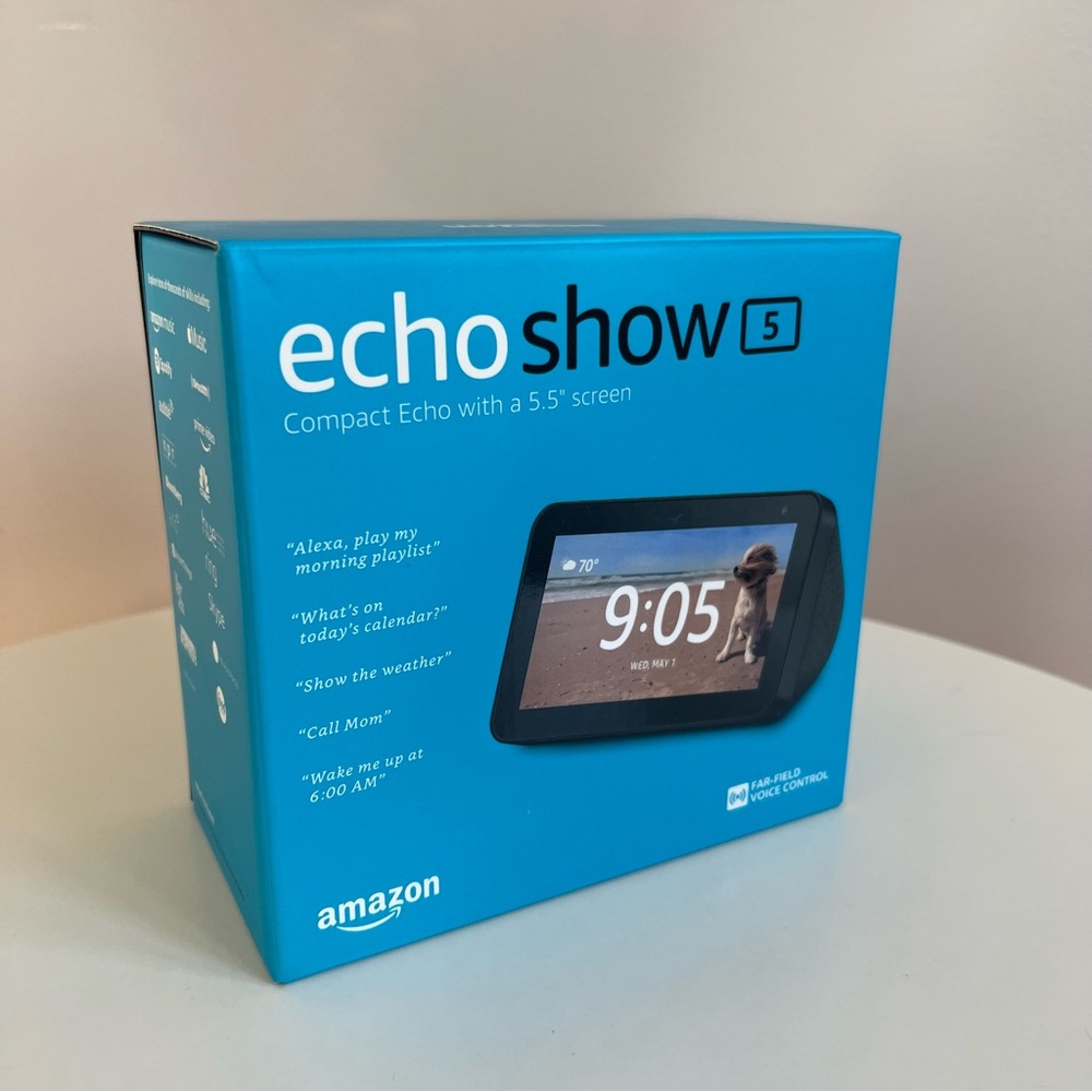 Amazon Echo Show 5 - Compact Smart Display